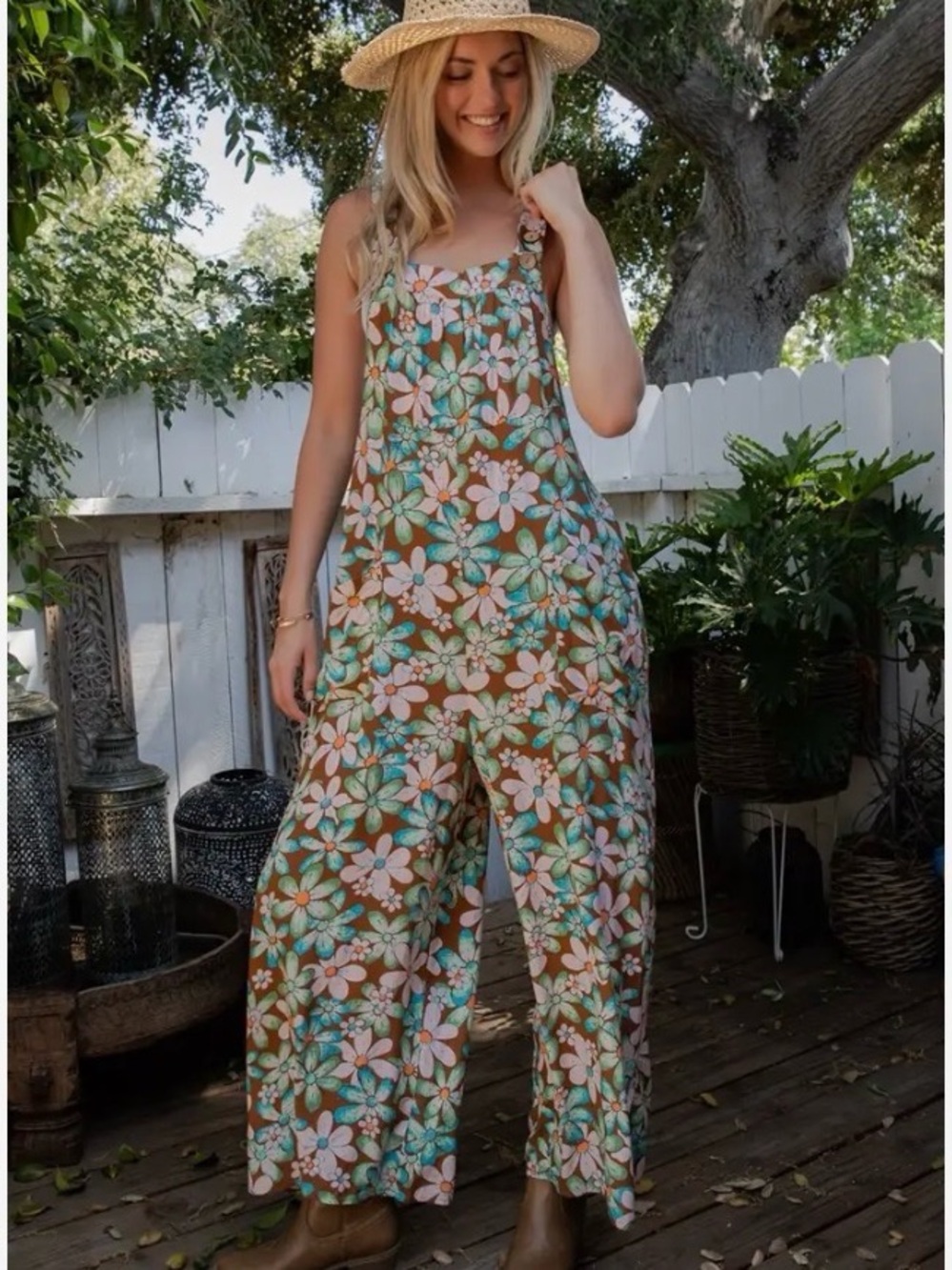 Sage + Fig Retro 70s Floral Wide Leg Overalls Jumpsuit Boho